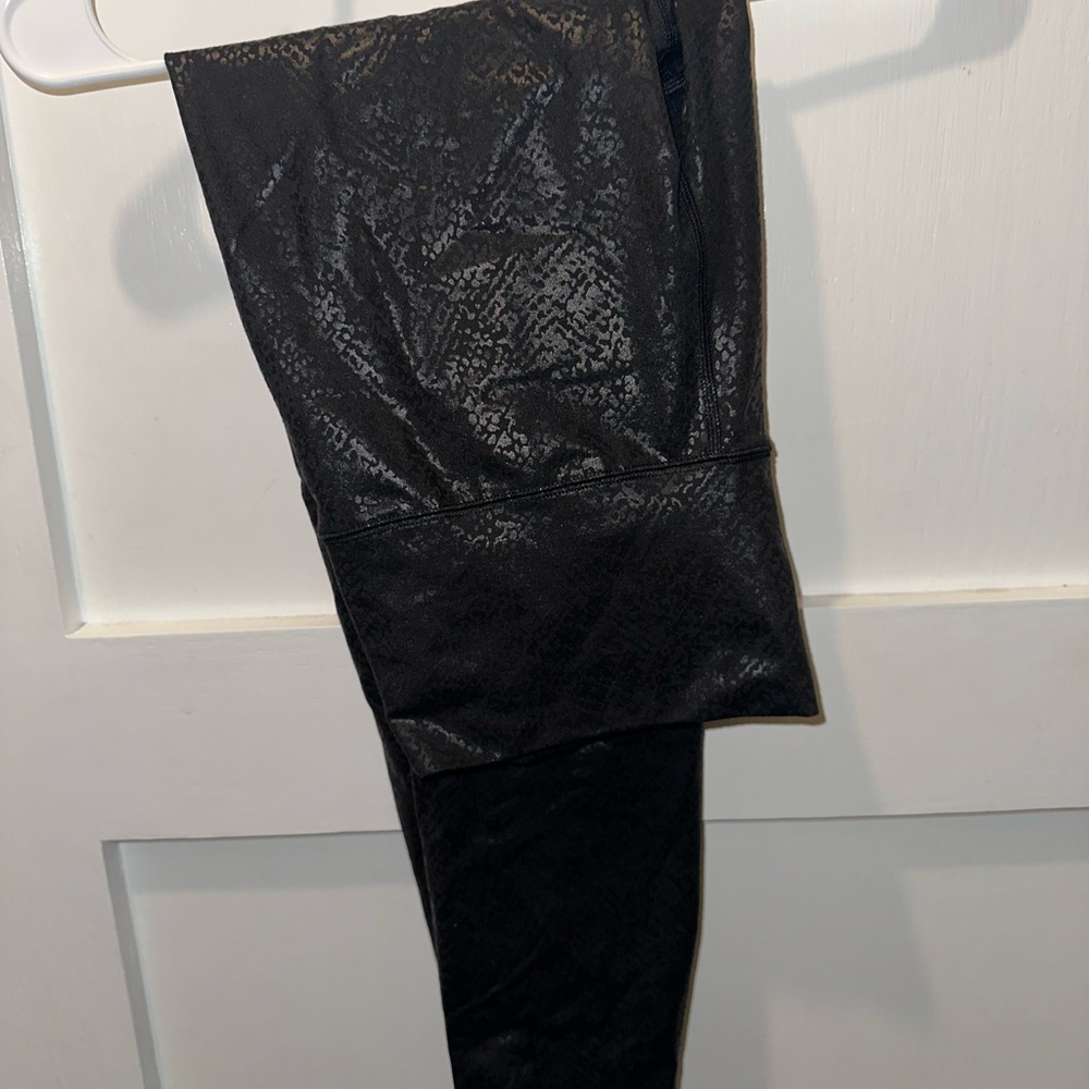 Black Textured Leggings- American Eagle